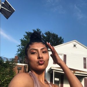 Meet your Posher, Jesica